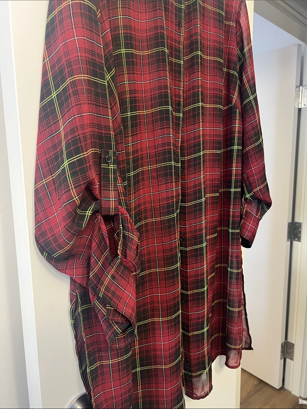 Women's Plaid Button-Up Shirt - Red - Picture 4 of 5